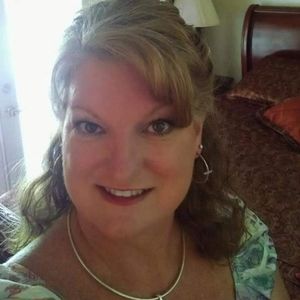 Meet your Posher, Lana